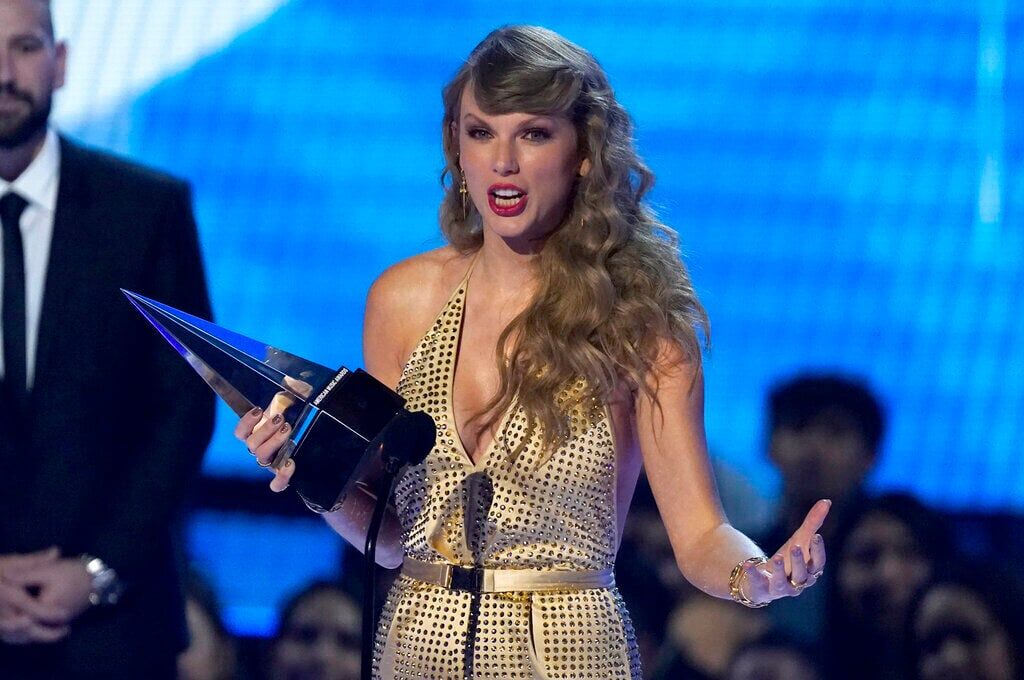2022 American Music Awards - Show